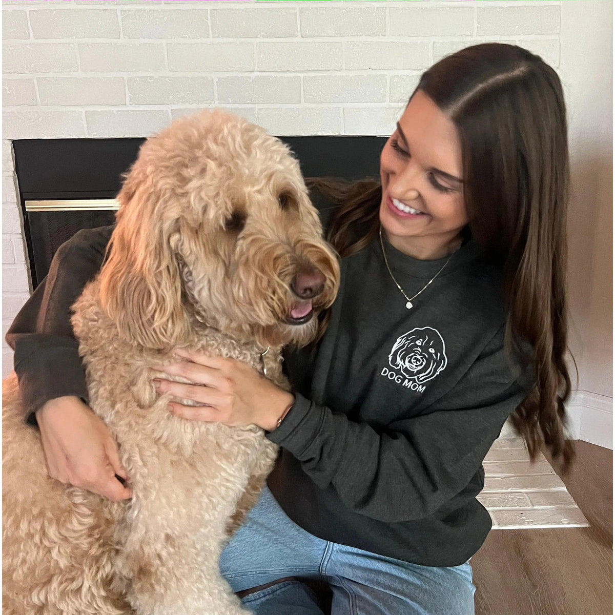 Crown and Paw - Sweatshirt Custom Embroidered Pet Face Sweatshirt